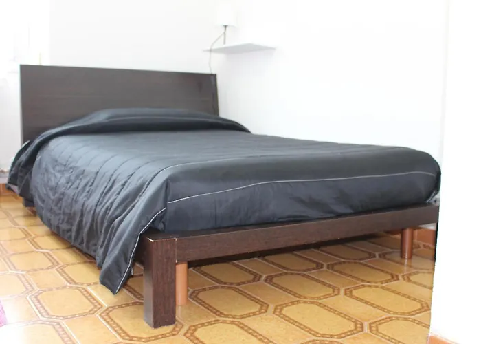 Casa Le Siepi * تيجليو